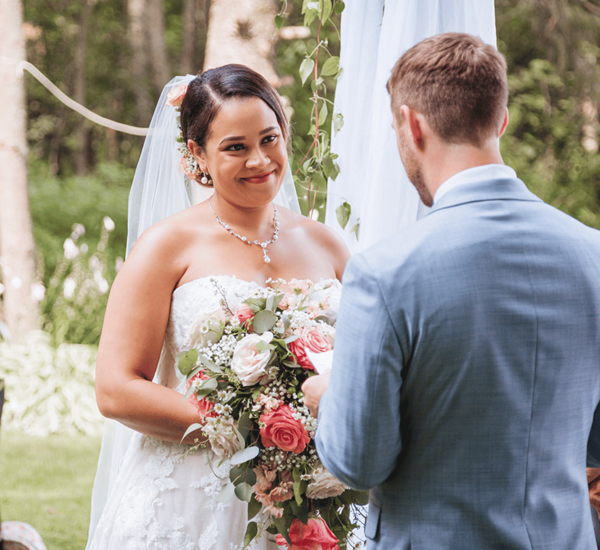How to plan elopement in minnesota in the north shores