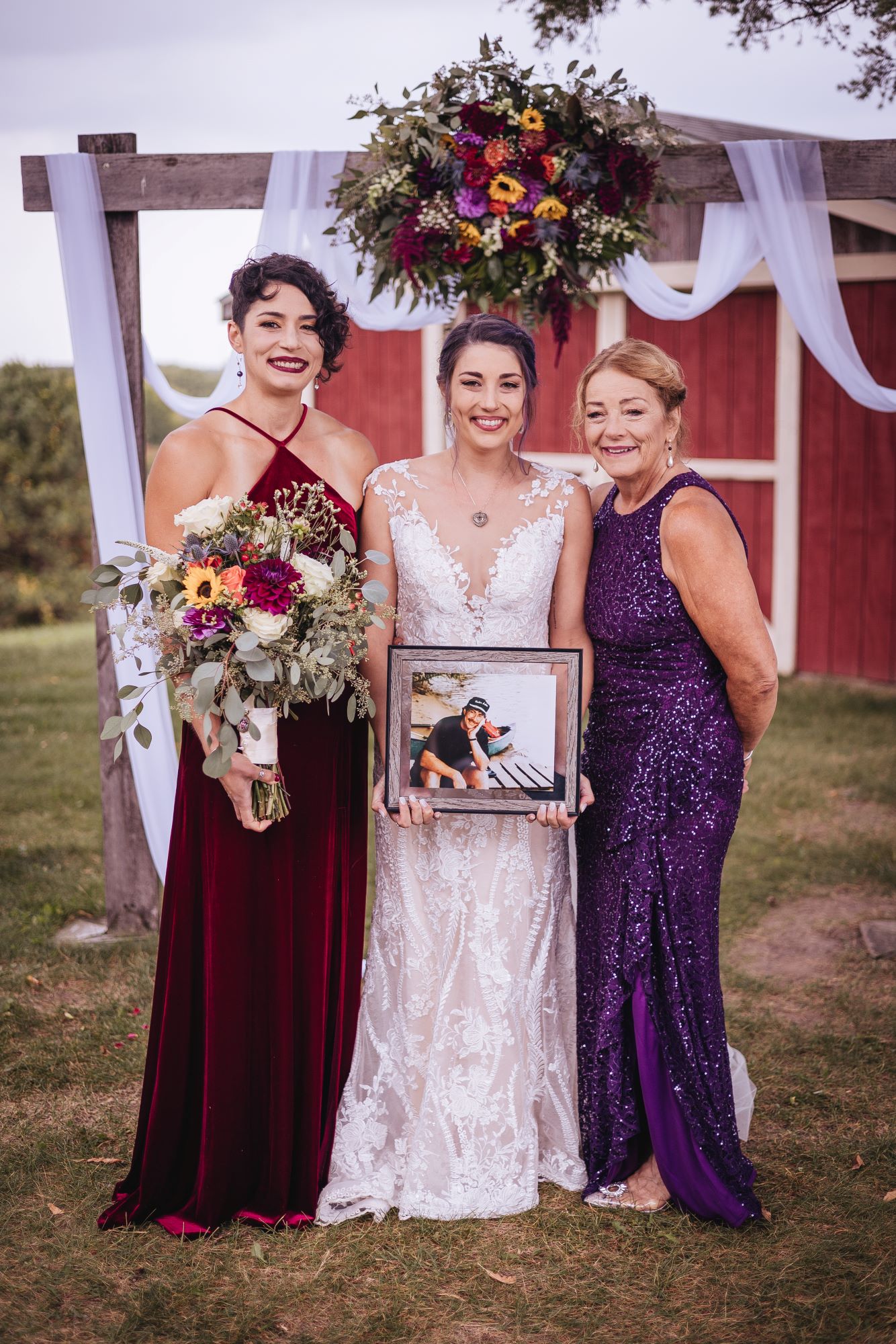ways to honor a loved one at your wedding