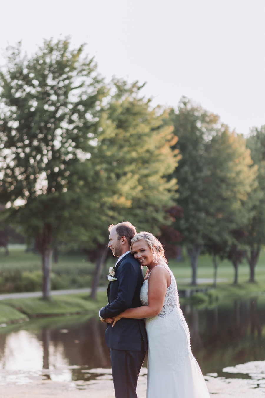 mendatoka country club wedding couple